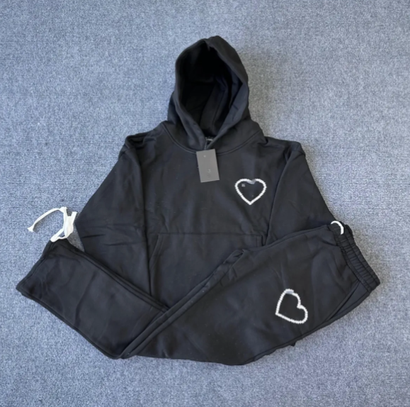 Heart tracksuit black