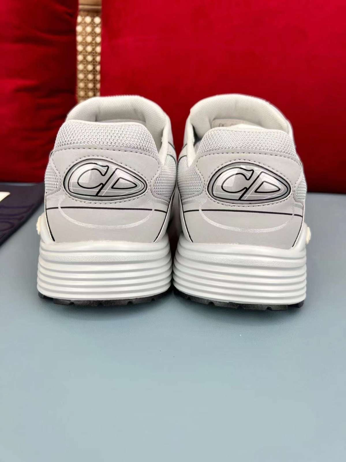 B30 Trainer Light Grey