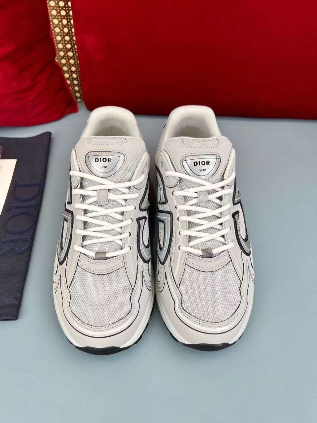 B30 Trainer Light Grey
