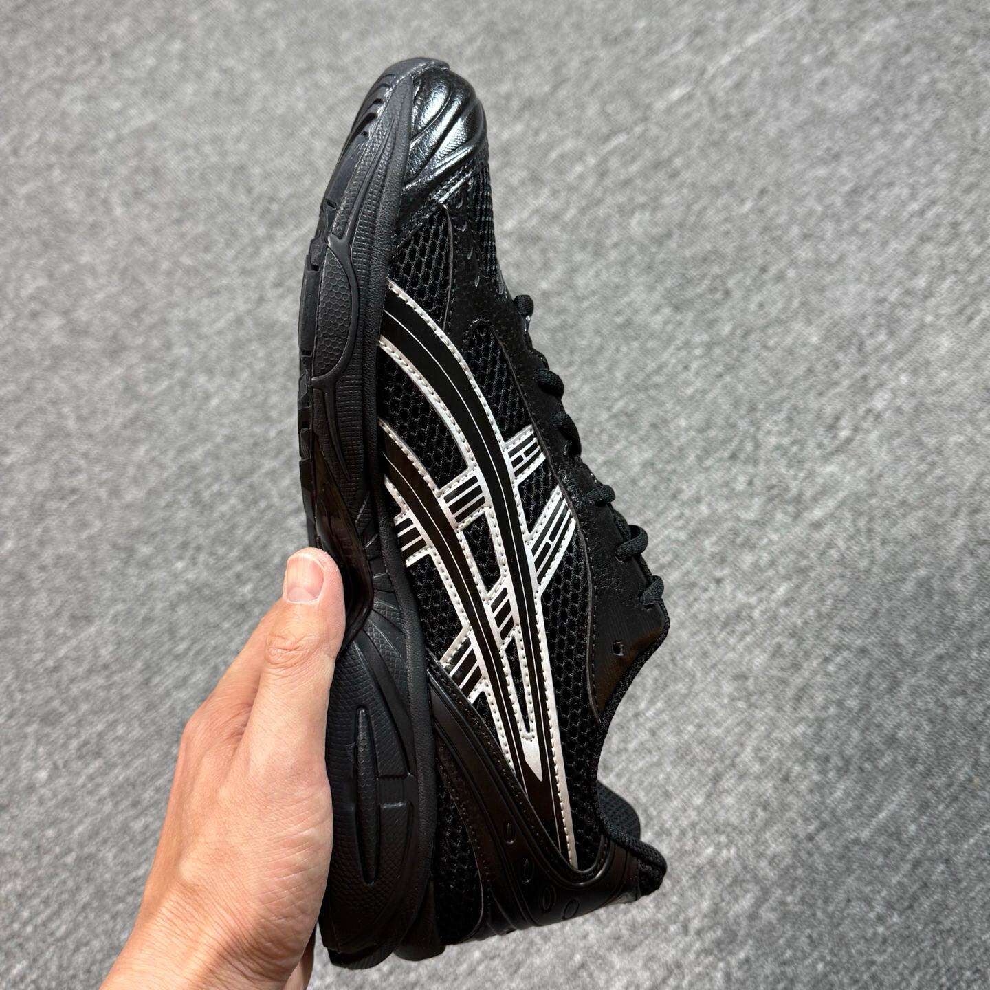 Gel Kayano 14 black