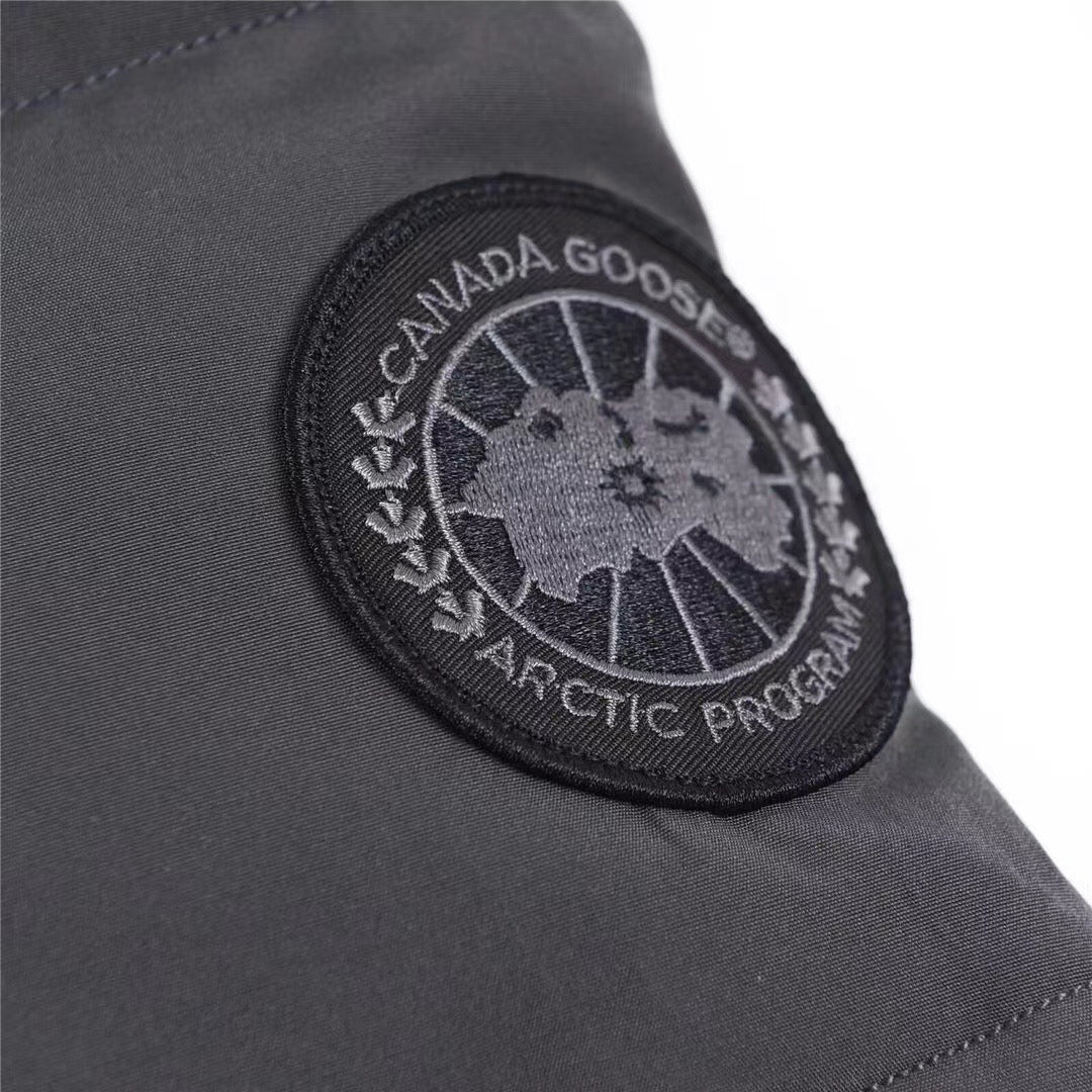 CG Wyndham Parka Grey (Black Badge)