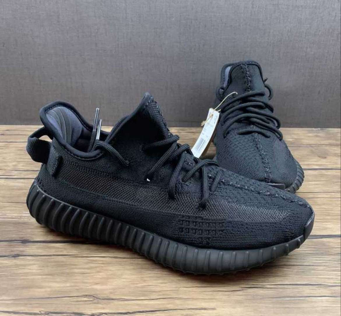 YZY 350 V2 Onyx