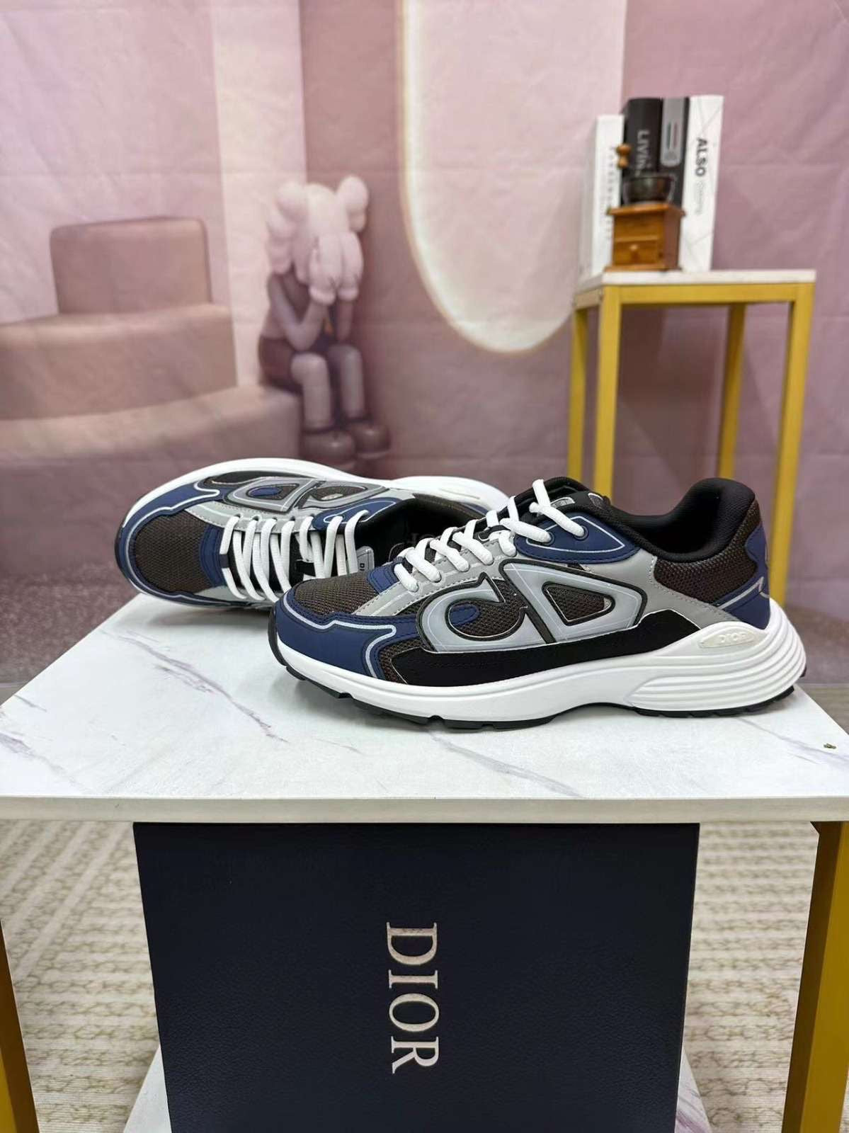 B30 Trainer Blue/Black