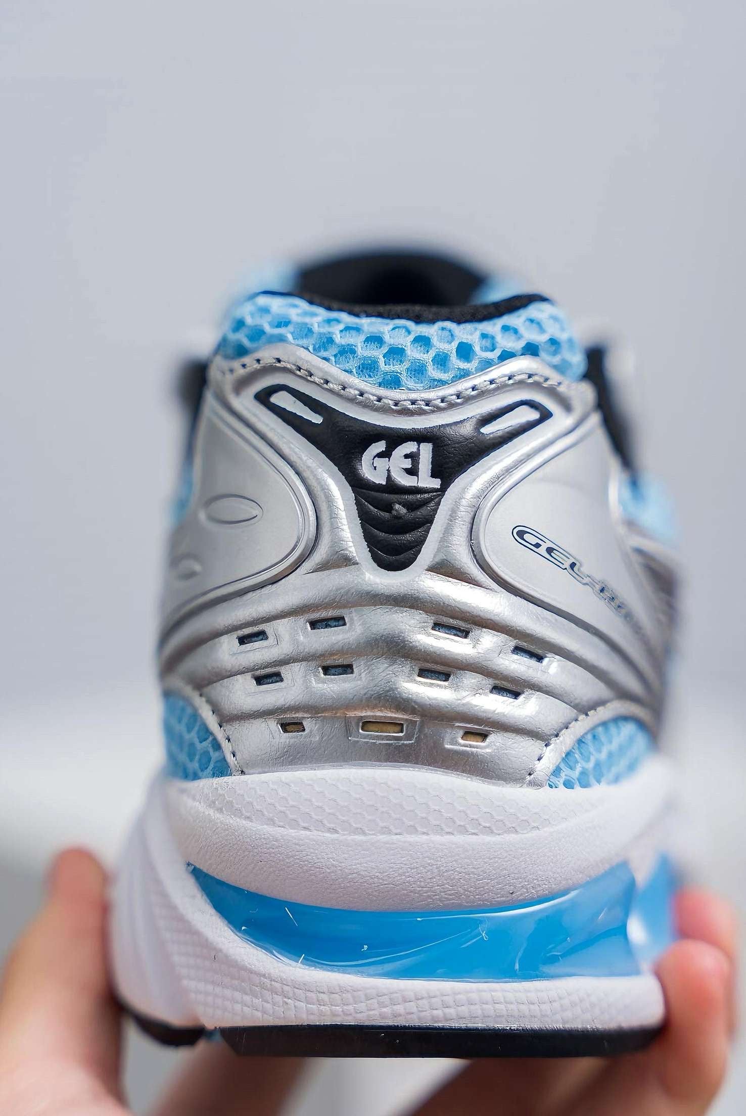 Gel Kayano 14 blue/silver
