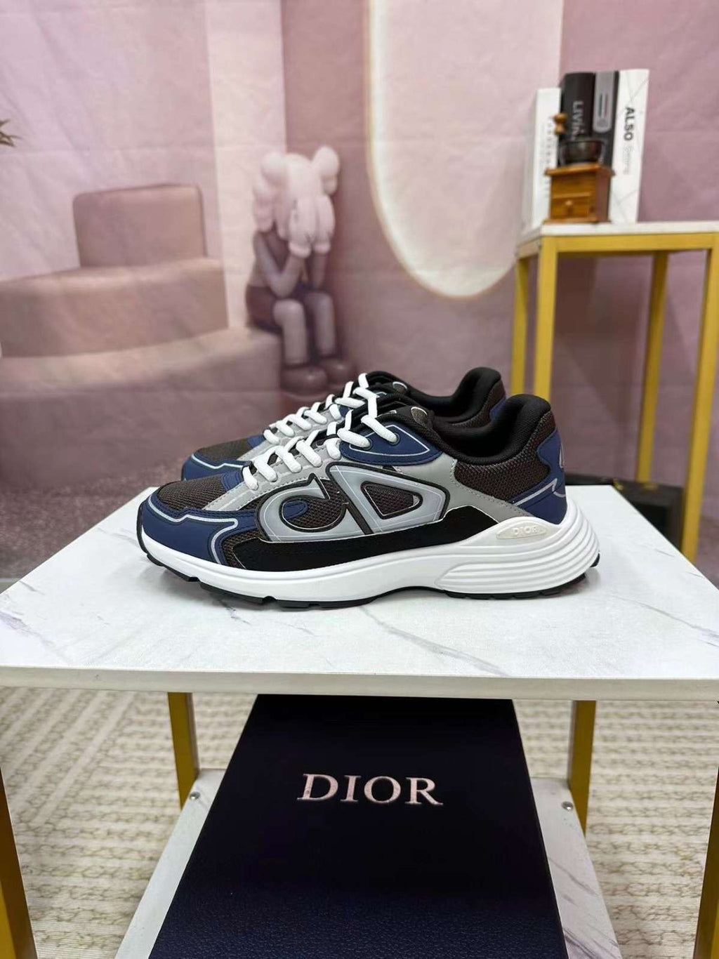 B30 Trainer Blue/Black