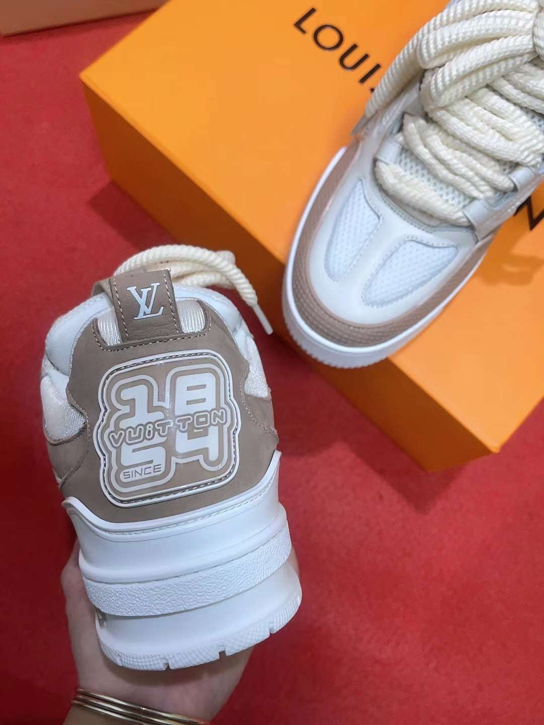 LV Skate Beige