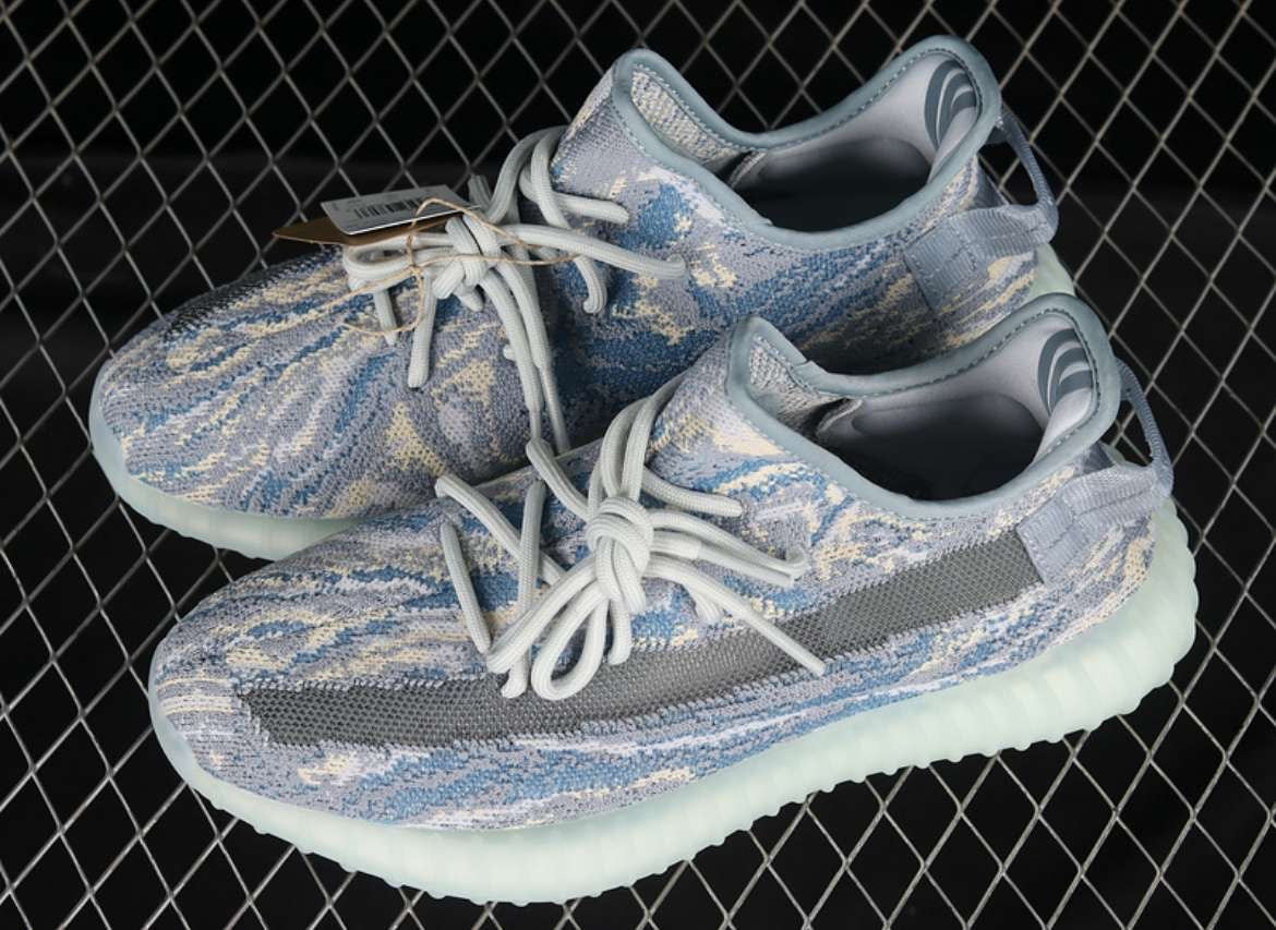 YZY boost multicolour