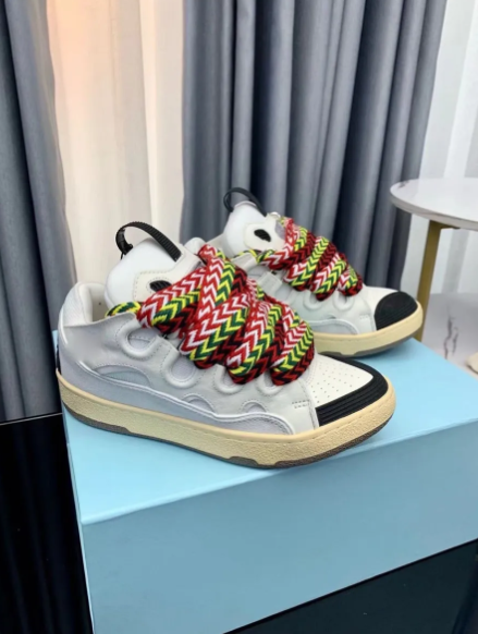 Curb sneaker rainbow